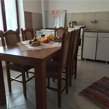 Country House Malo Selo * بودغوريتْسا